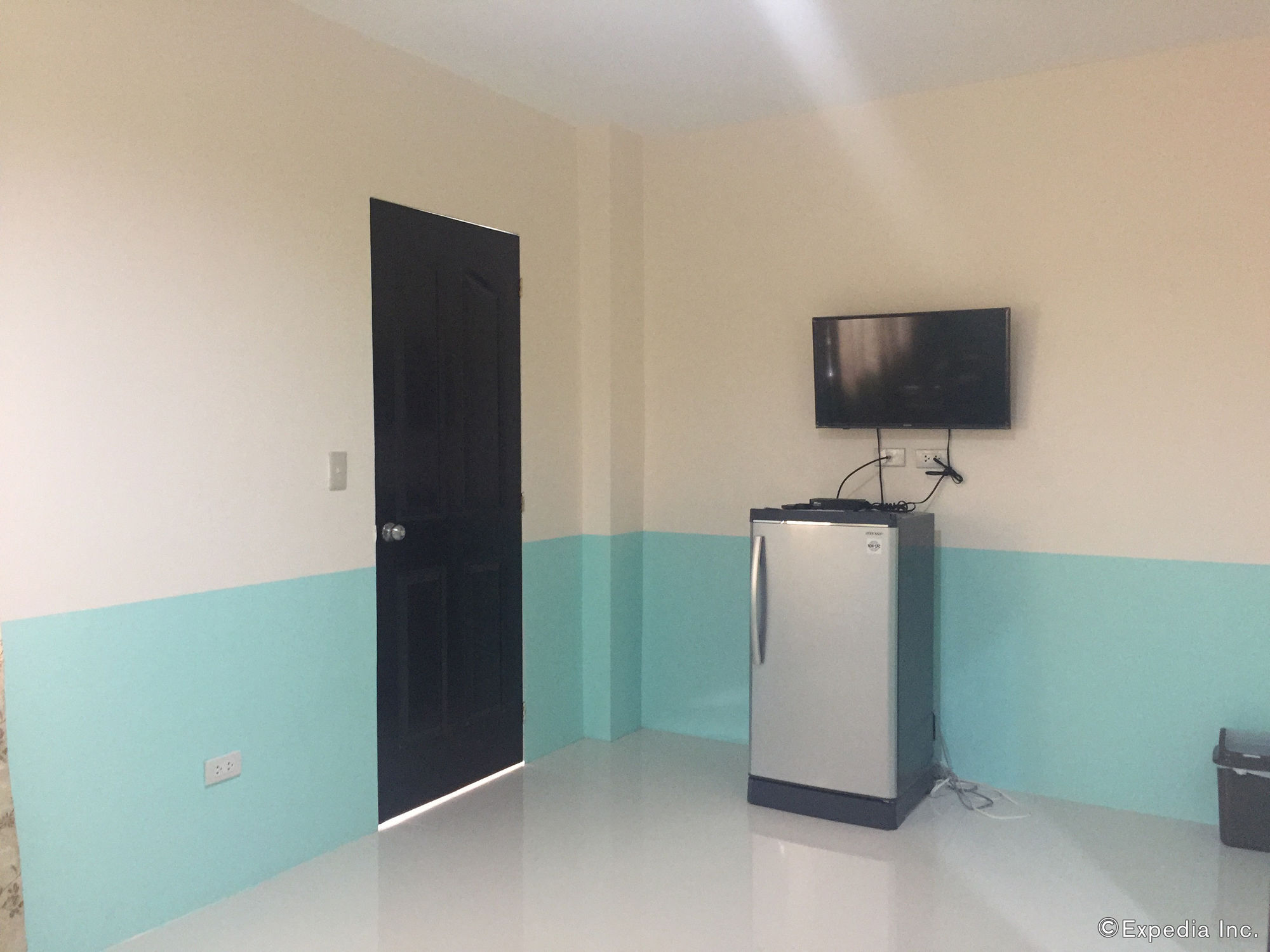 Фото Oyo 725 Richdel Resort Hotel