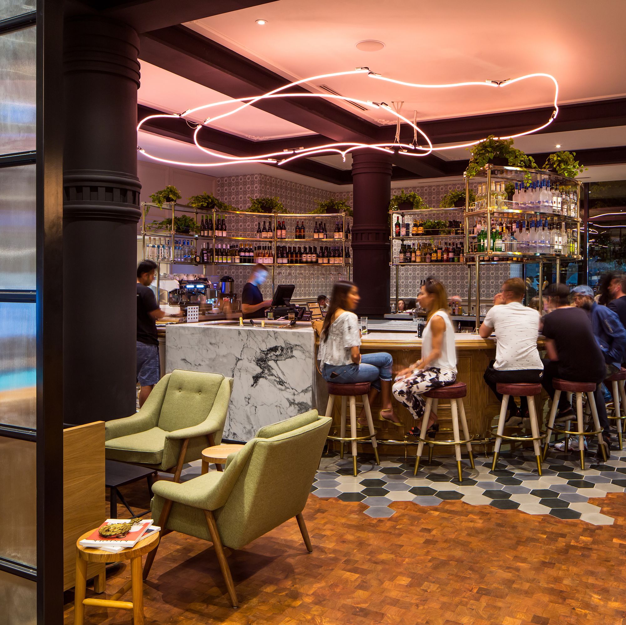 Фото The Broadview Hotel