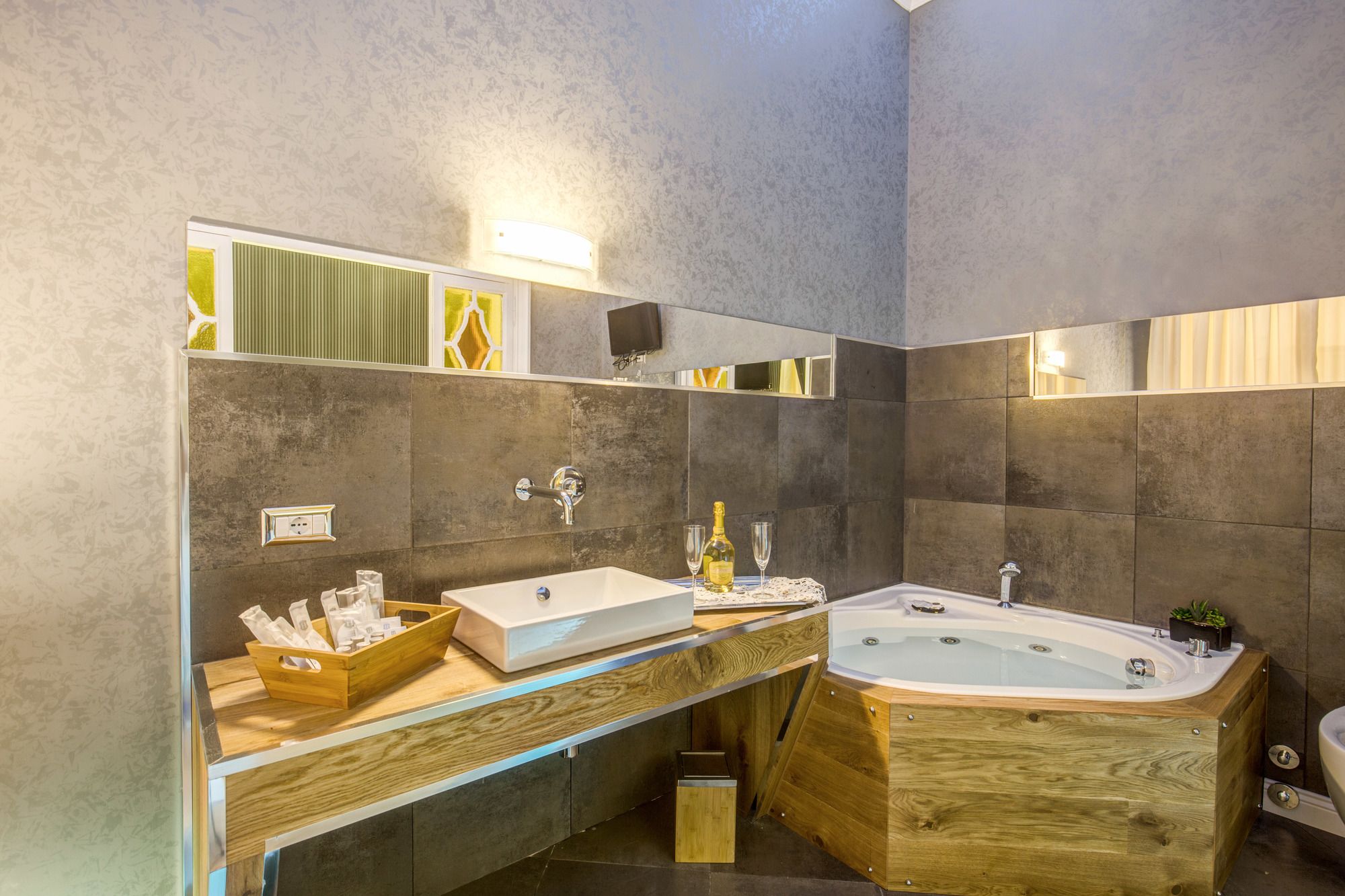 Фото Suite in Rome Veneto