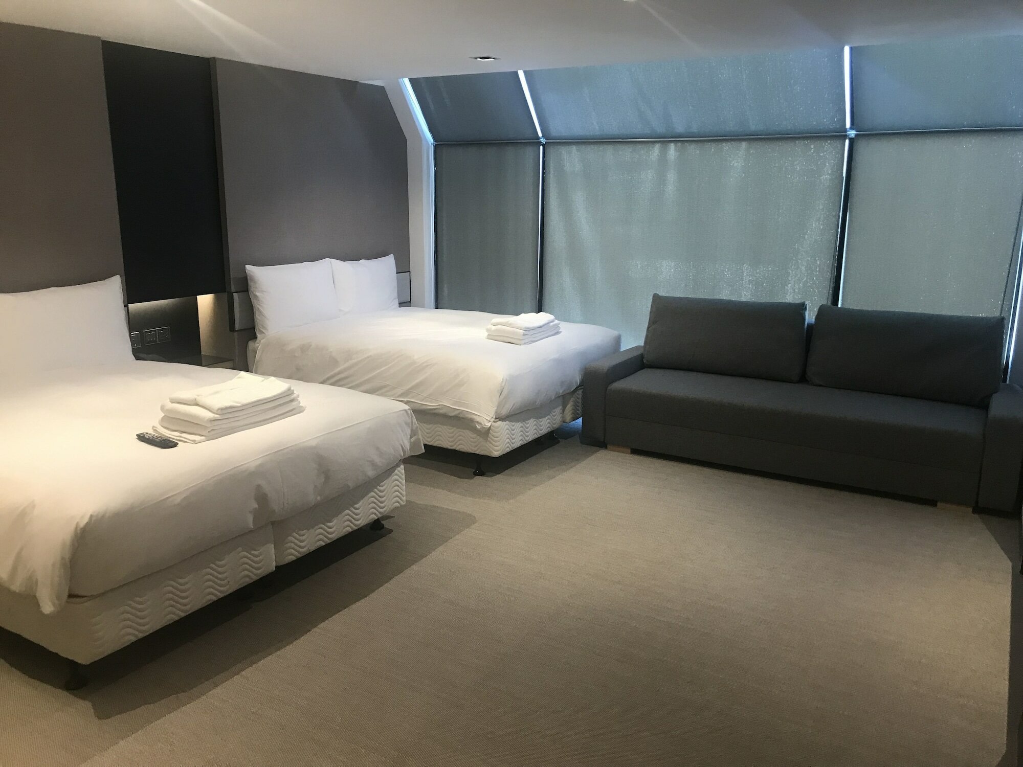 Фото Slow Town Hotel - Glowing