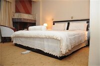 Фото De Leopol Hotel