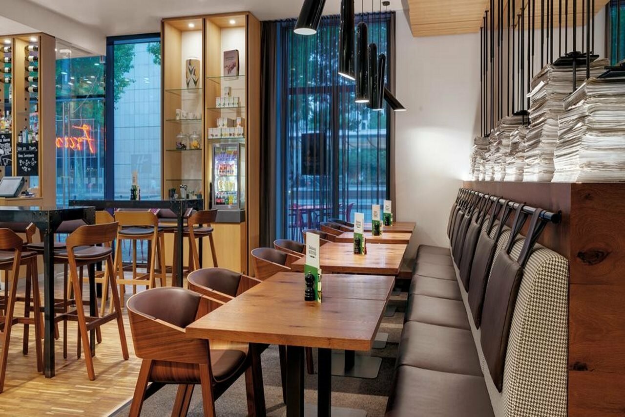 Фото Holiday Inn Frankfurt - Alte Oper Hotel
