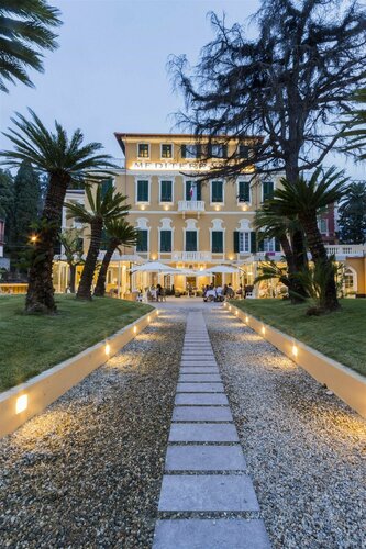 Гостиница Mediterraneo Emotional Hotel & SPA в Санта-Маргерита-Лигуре