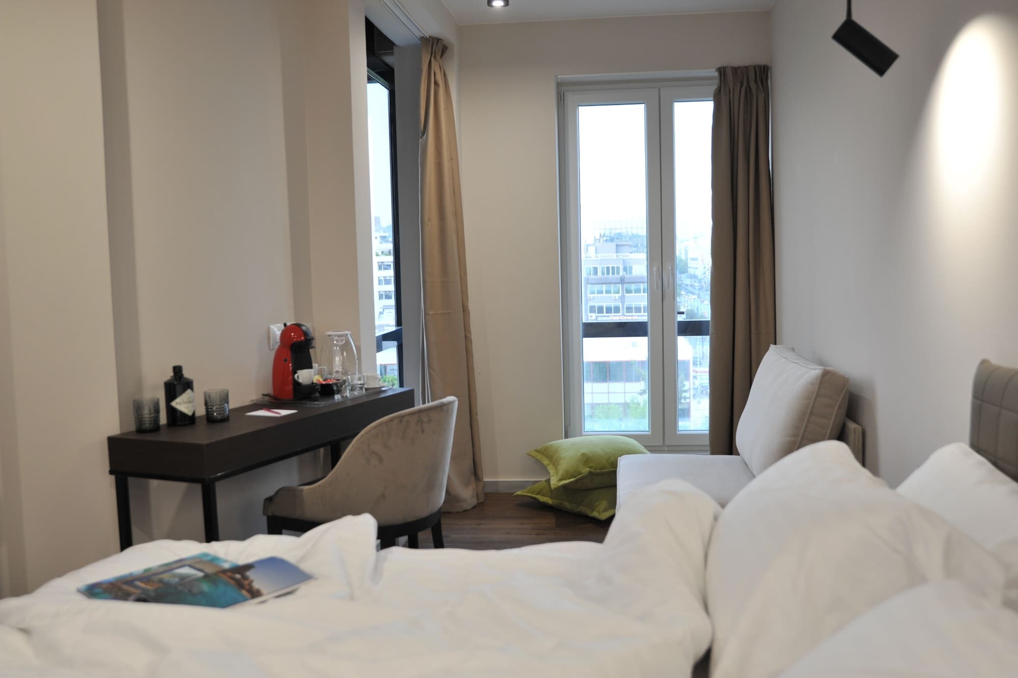 Фото B4b Athens 365 Hotel