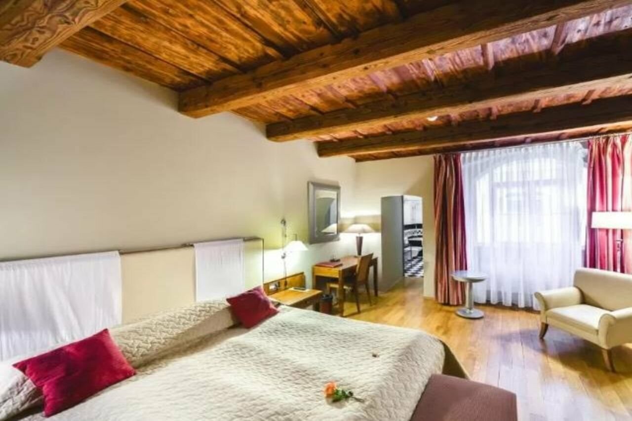 Фото The Golden Wheel