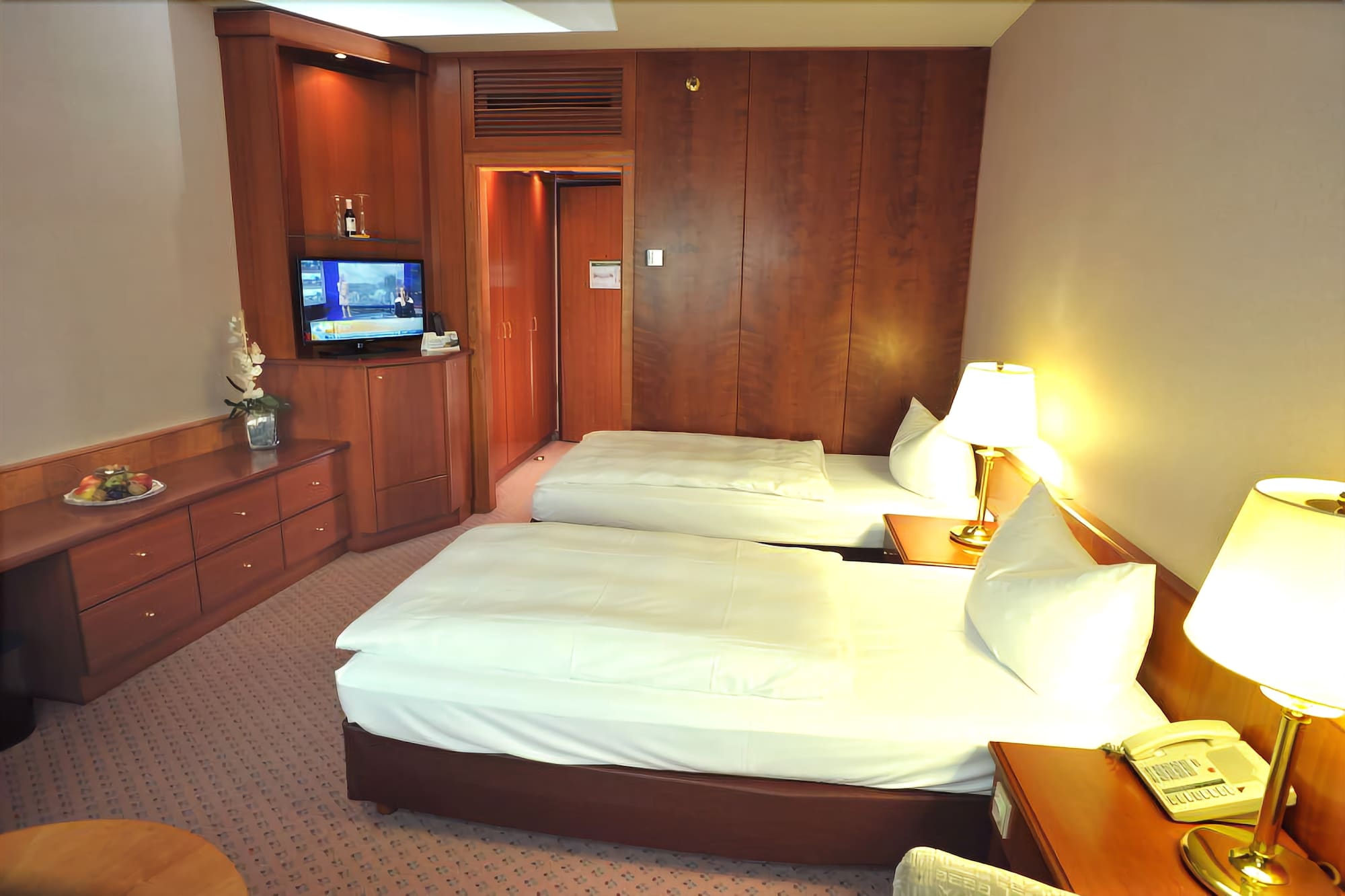 Фото Radisson Blu Hotel, Cottbus