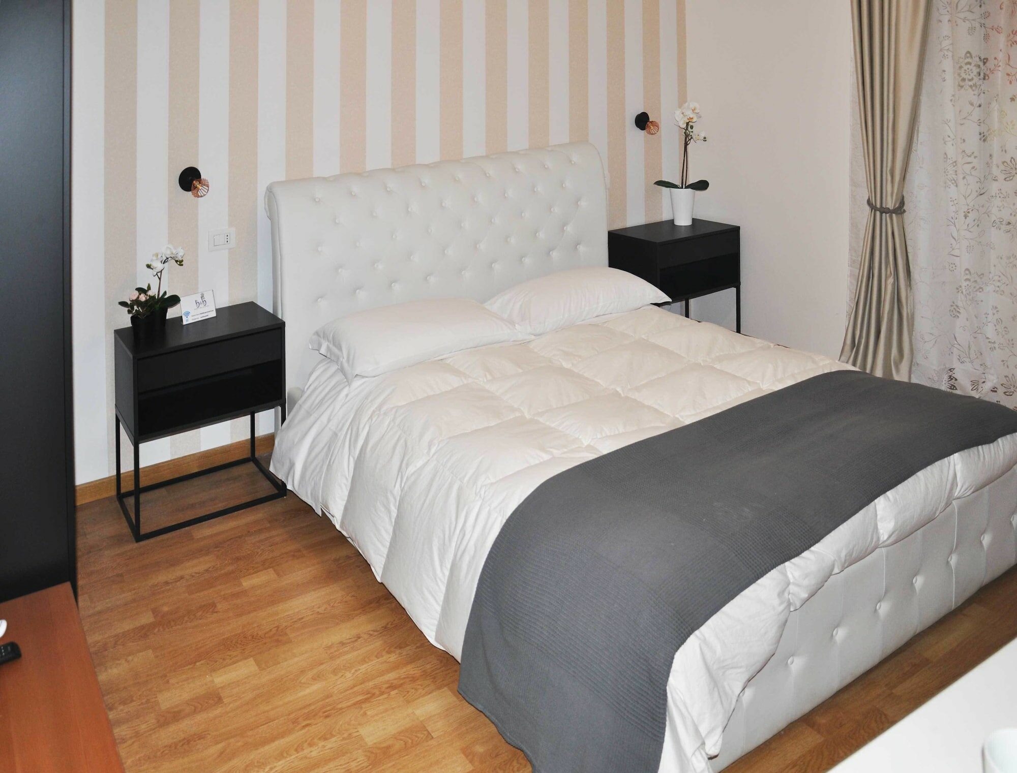 Фото Monti49 GuestHouse