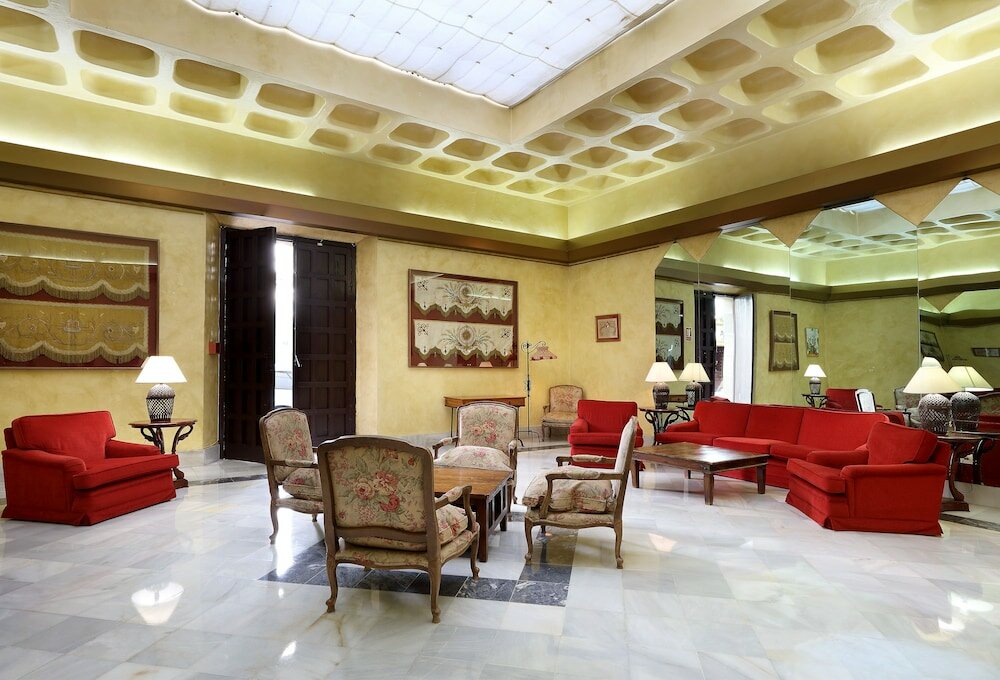 Фото Monasterio de San Miguel