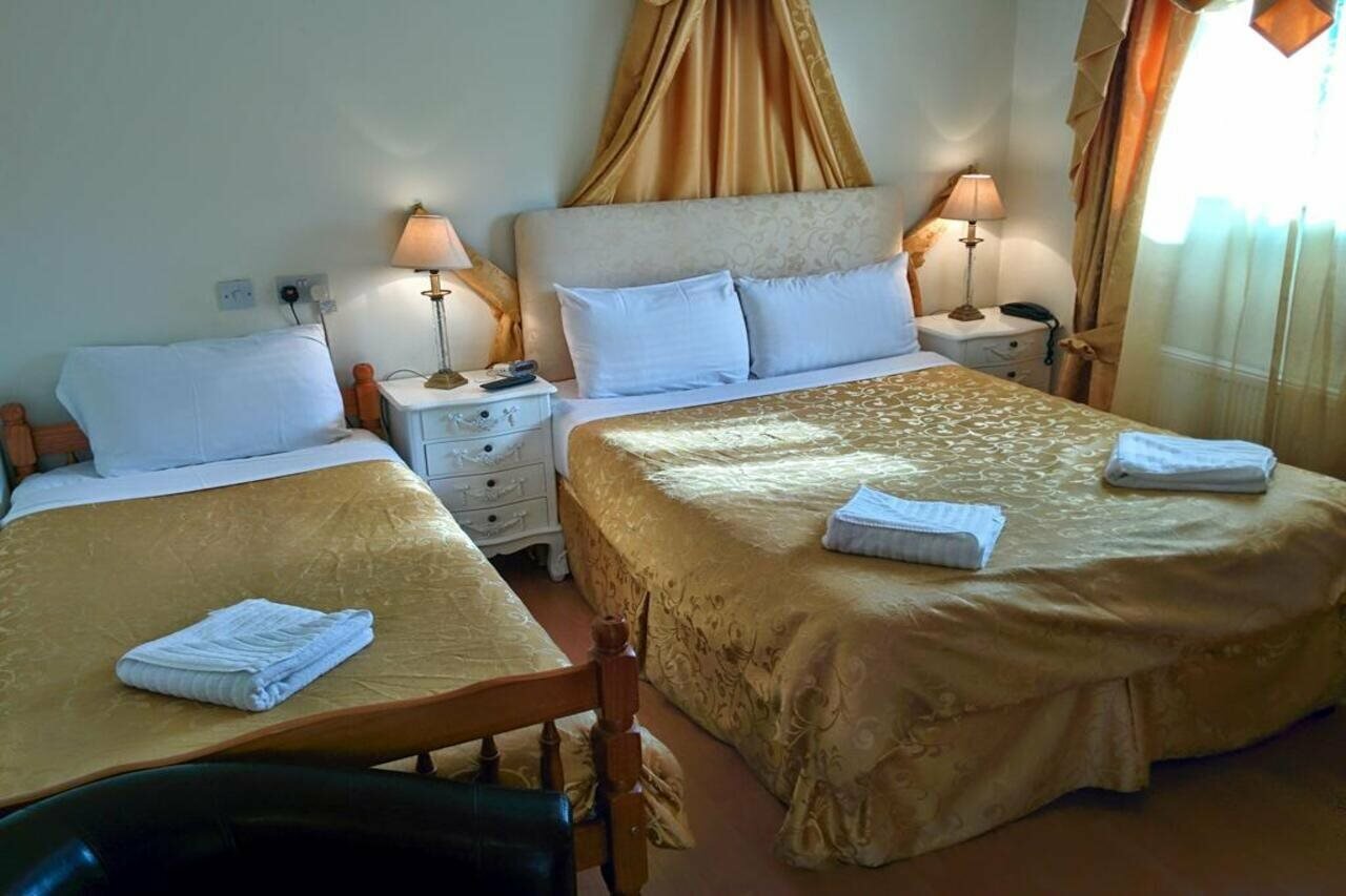 Фото Acorn Guest House