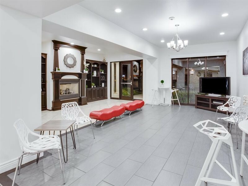 Фото Ramada by Wyndham Marina