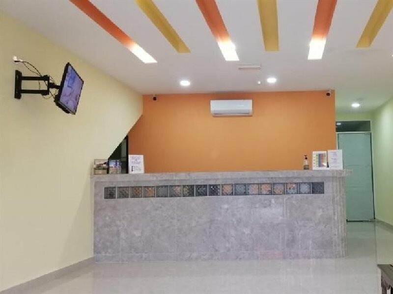 Фото Sun Inns Meru Raya