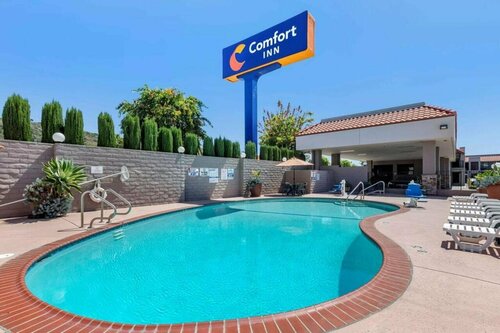 Гостиница Comfort Inn Near Old Town Pasadena in Eagle Rock в Глендейле