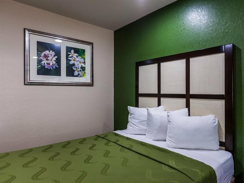 Фото Fort Davis Inn & R. V. Park