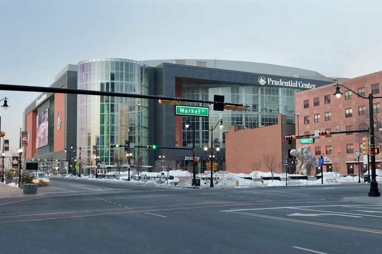 Фото Hilton Newark Penn Station