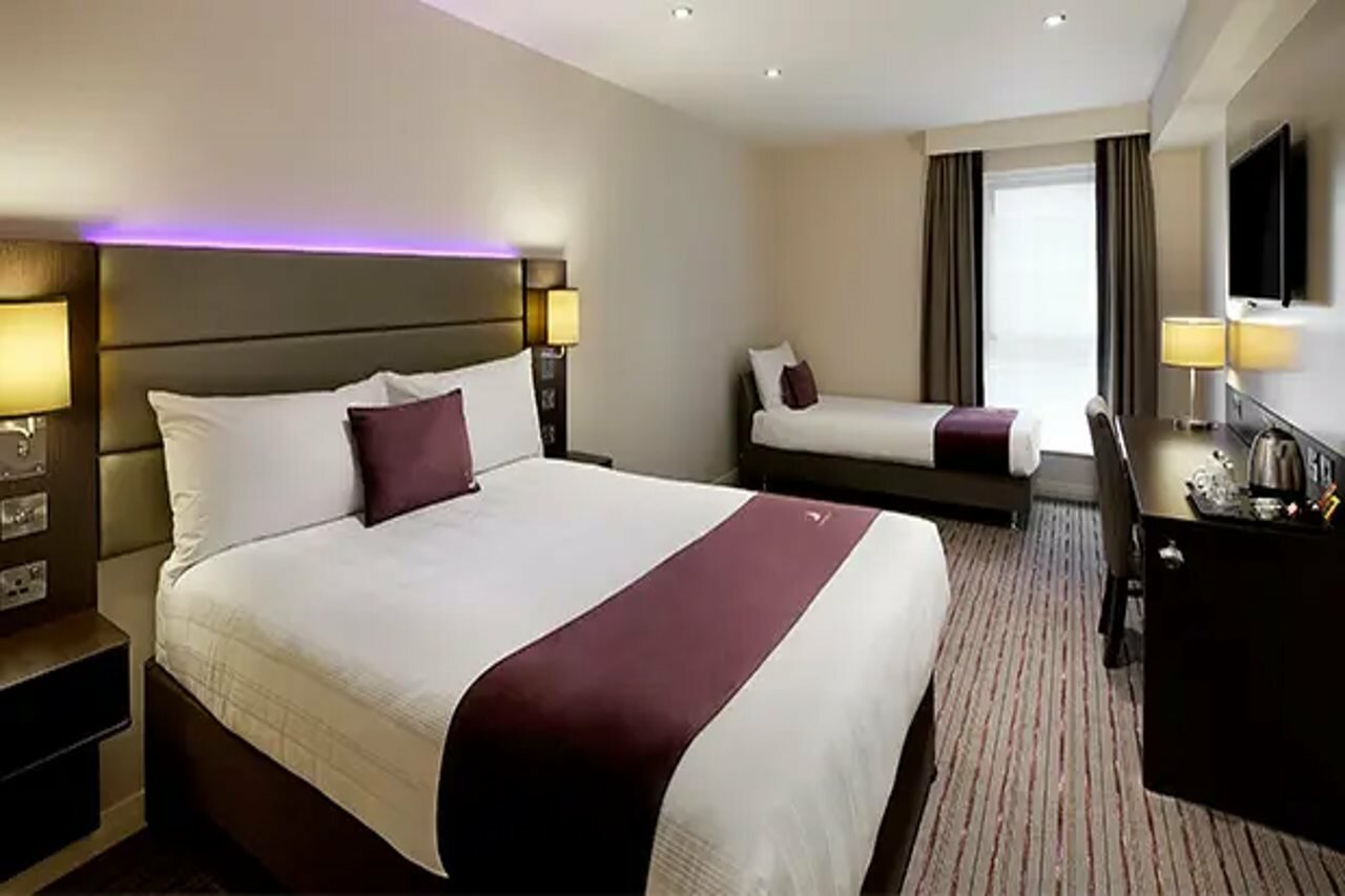 Фото Premier Inn London Harrow