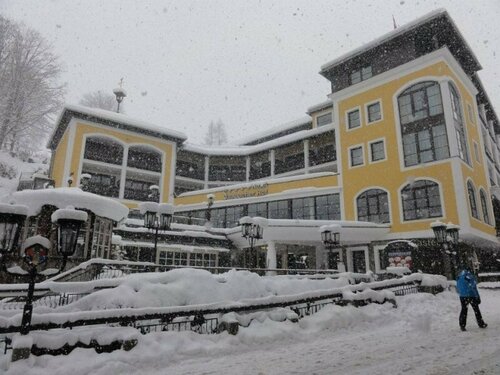 Внешний вид отеля Hotel Saalbacher Hof в Заальбах-Хинтерглемме, фото 3