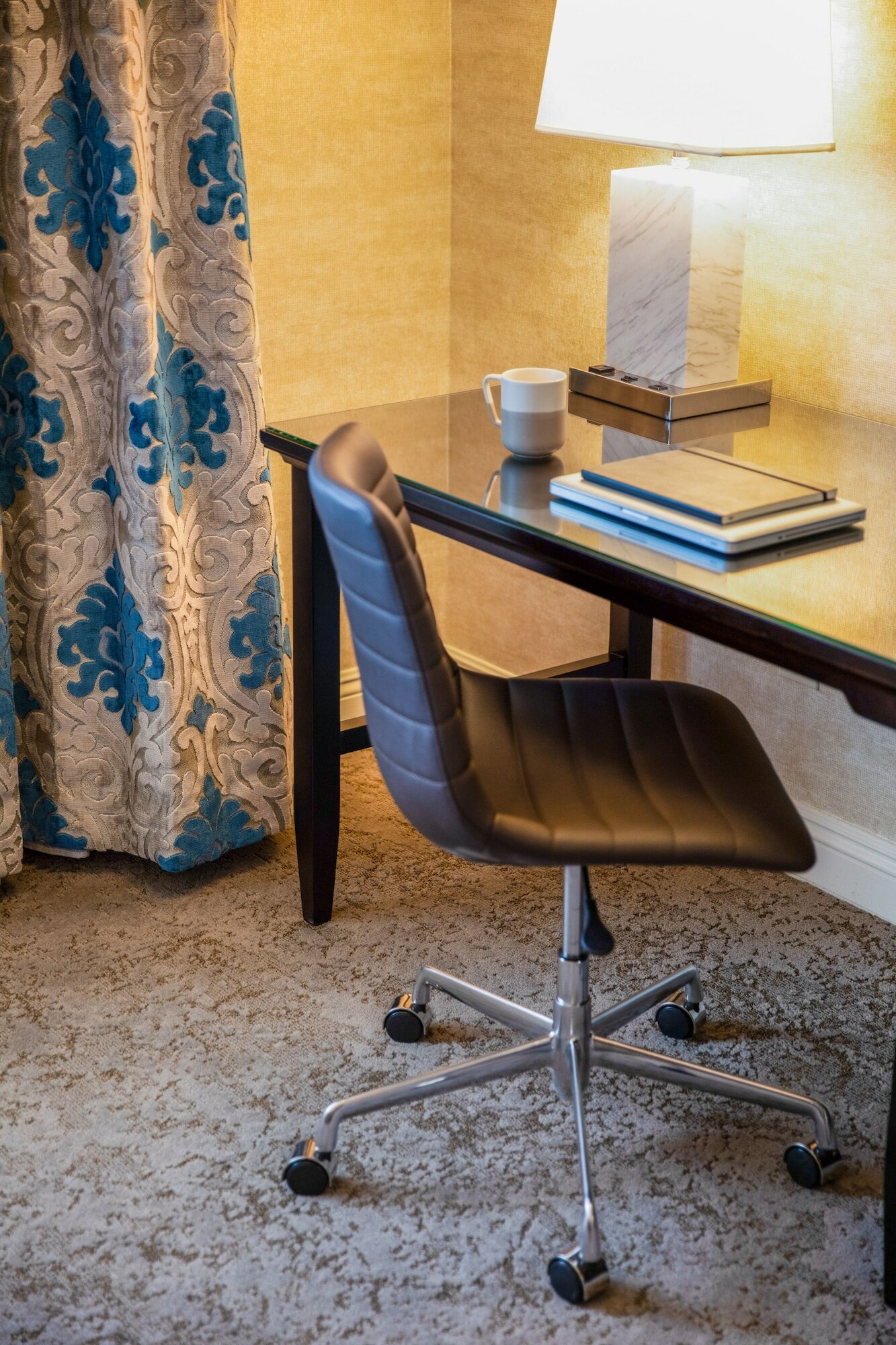 Фото Ayres Suites Diamond Bar