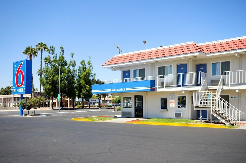 Фото Motel 6 Fresno, Ca - Blackstone South