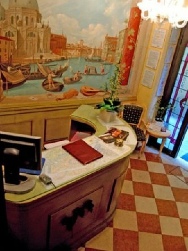 Фото Hotel Graspo de ua