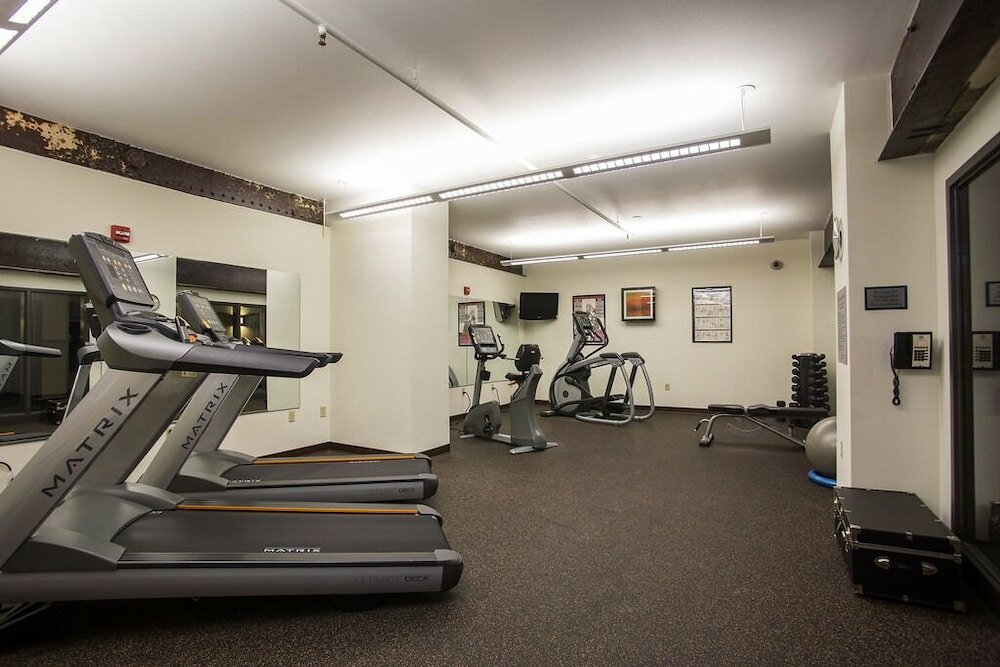 Фото The Brewhouse Inn & Suites