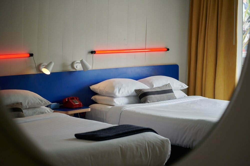 Фото The Phoenix Hotel