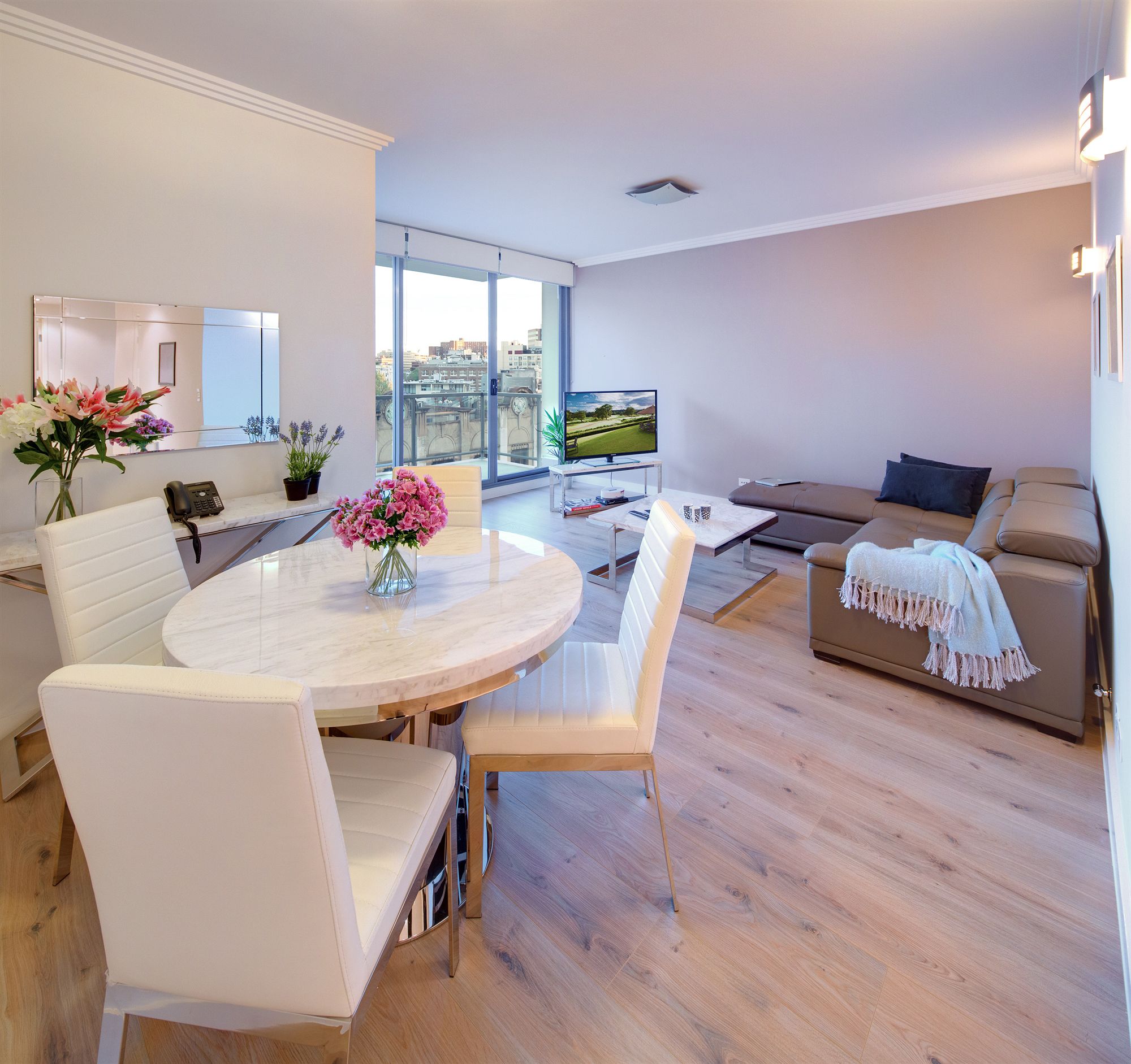 Фото Zara Tower Hotel