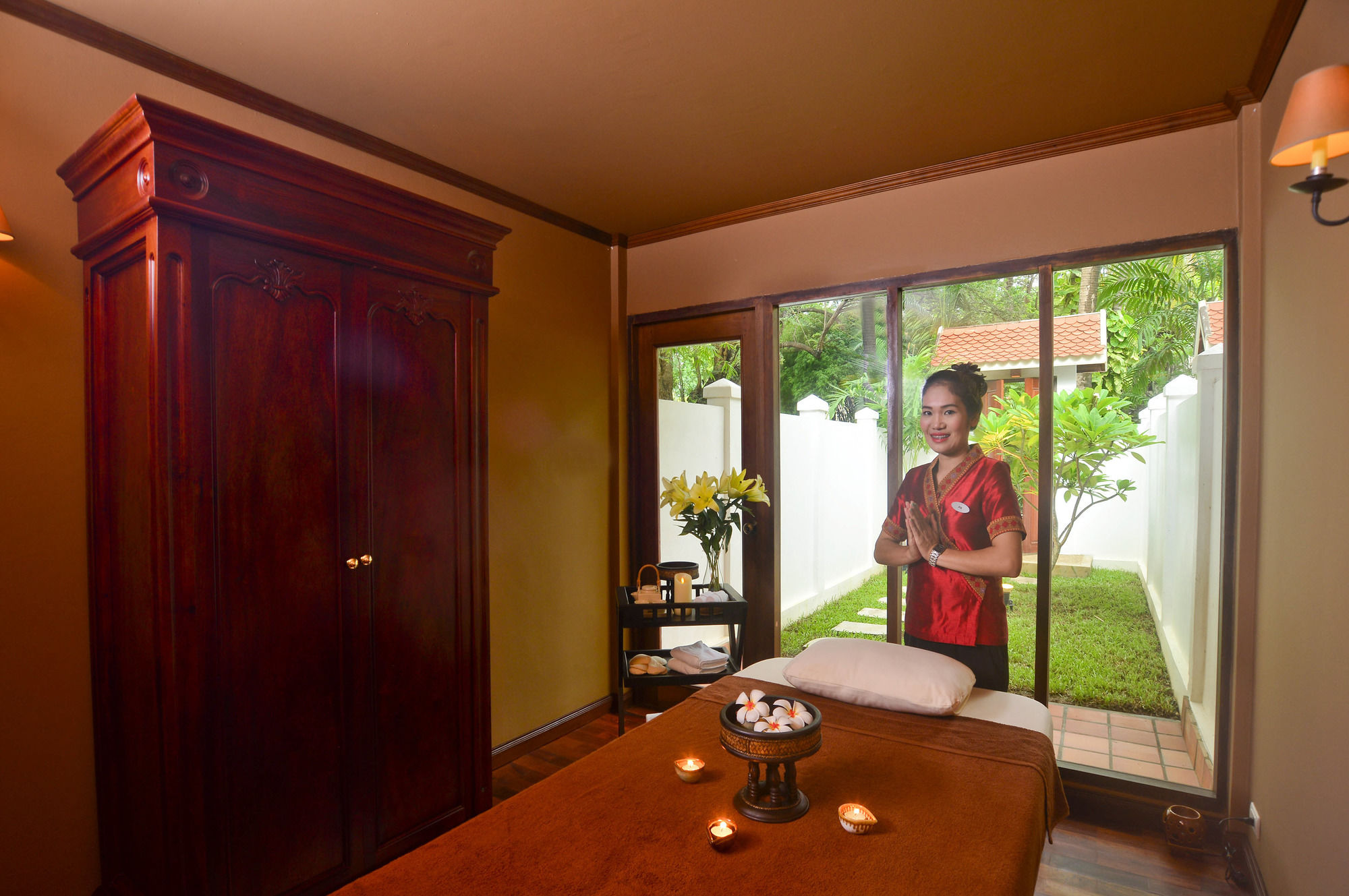 Фото Settha Palace Hotel