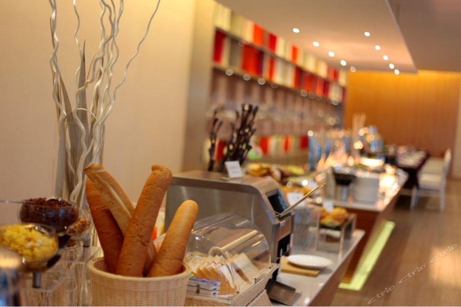 Фото Atour Hotel Xuanwu Gate Nanjing