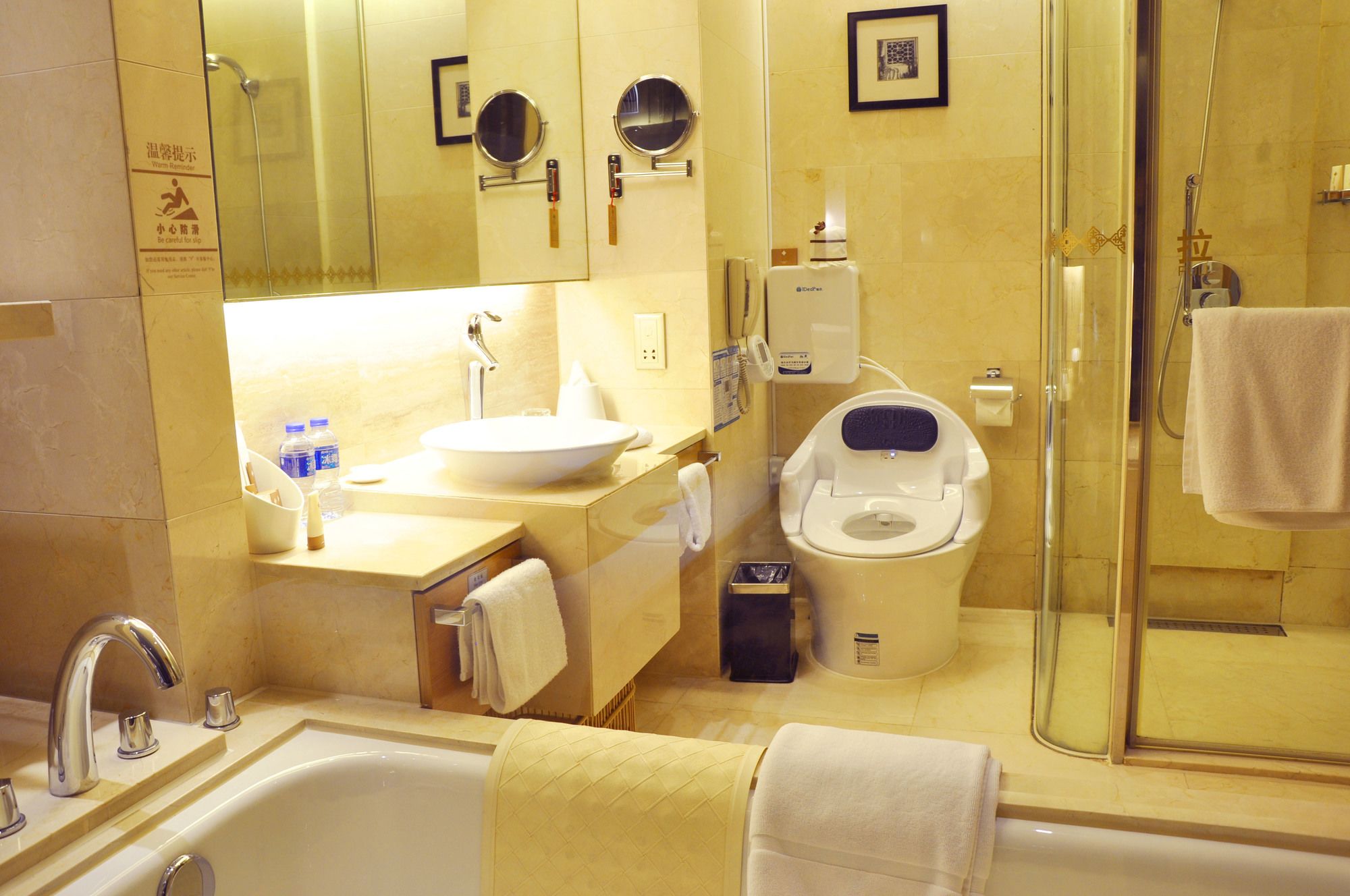 Фото Jinling Hotel Wuxi