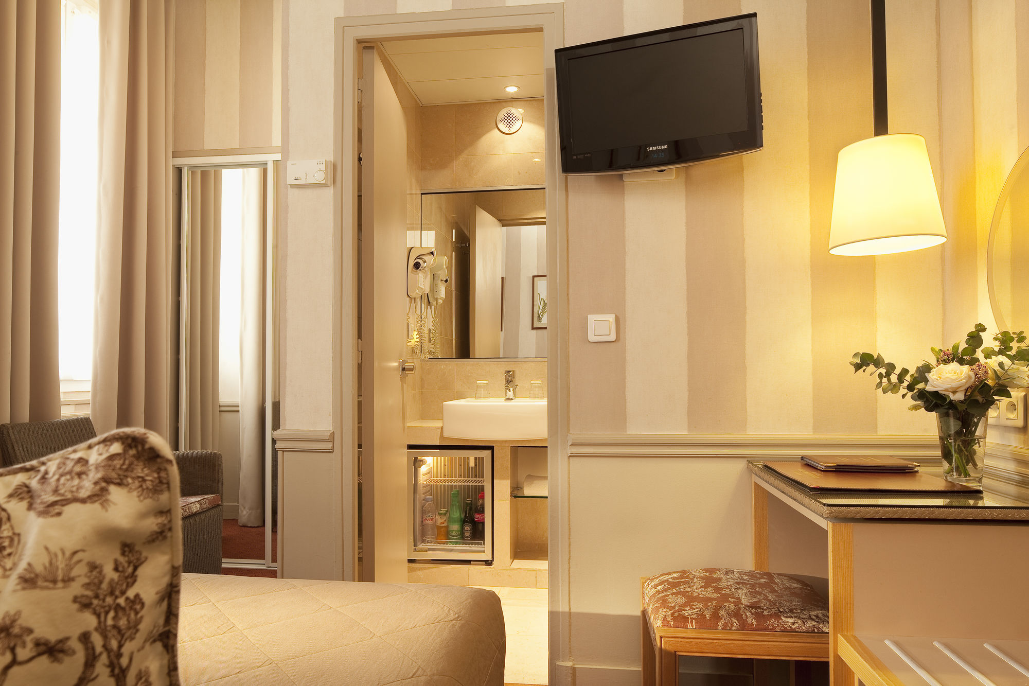 Фото Hôtel des Deux Îles