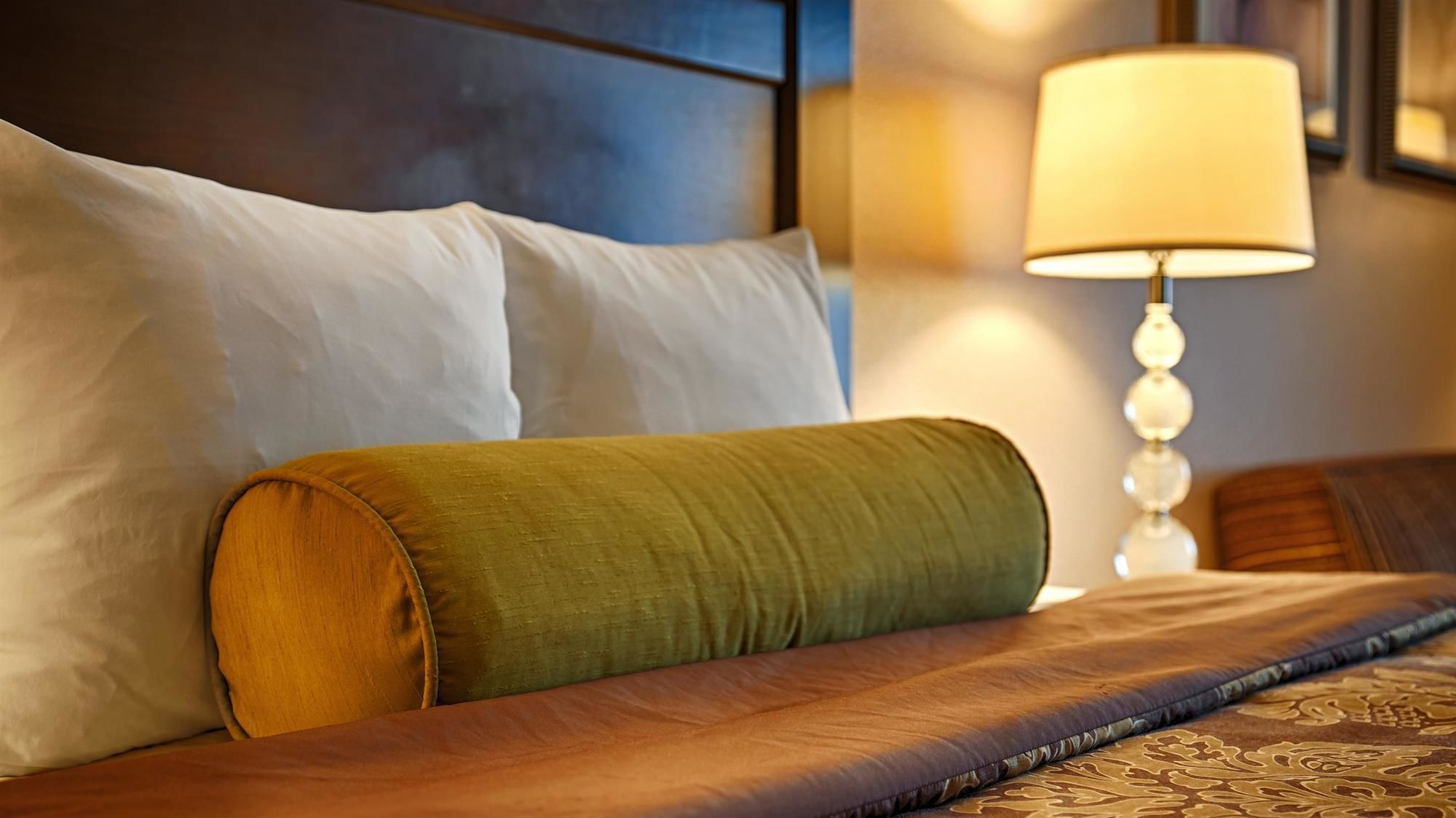 Фото Best Western Plus Route 66 Glendora Inn