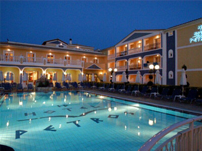 Гостиница Petros Hotel