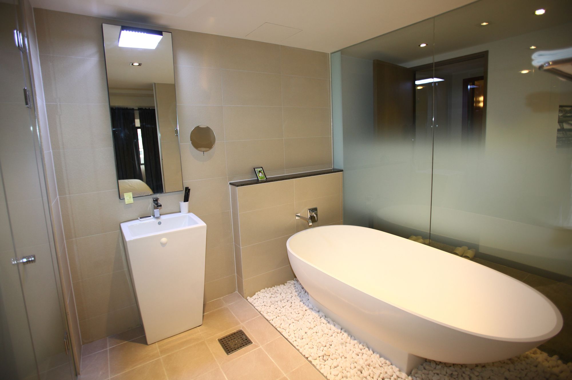 Фото Suwon Reve Hotel