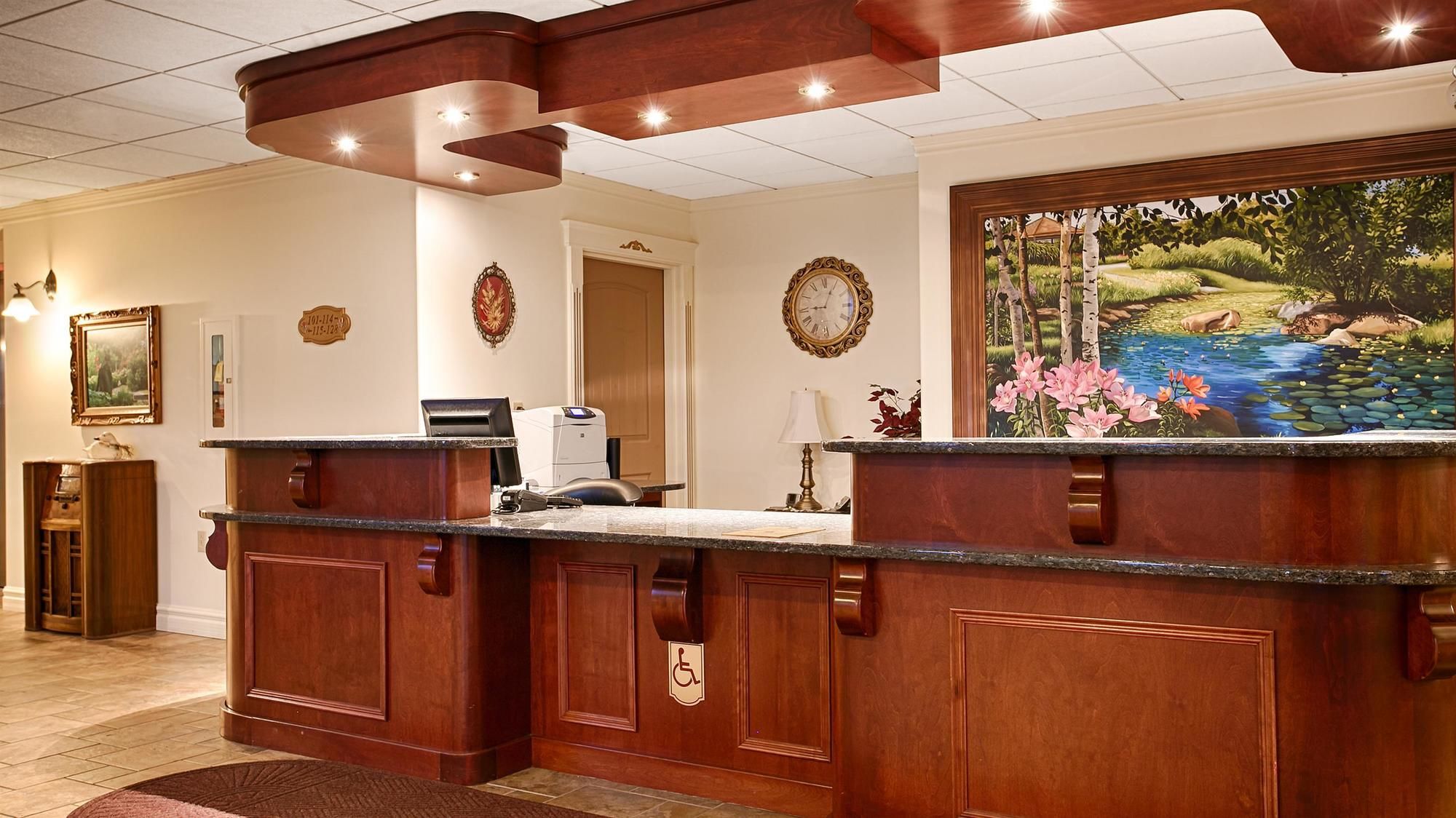 Фото Best Western Plus Edmundston Hotel