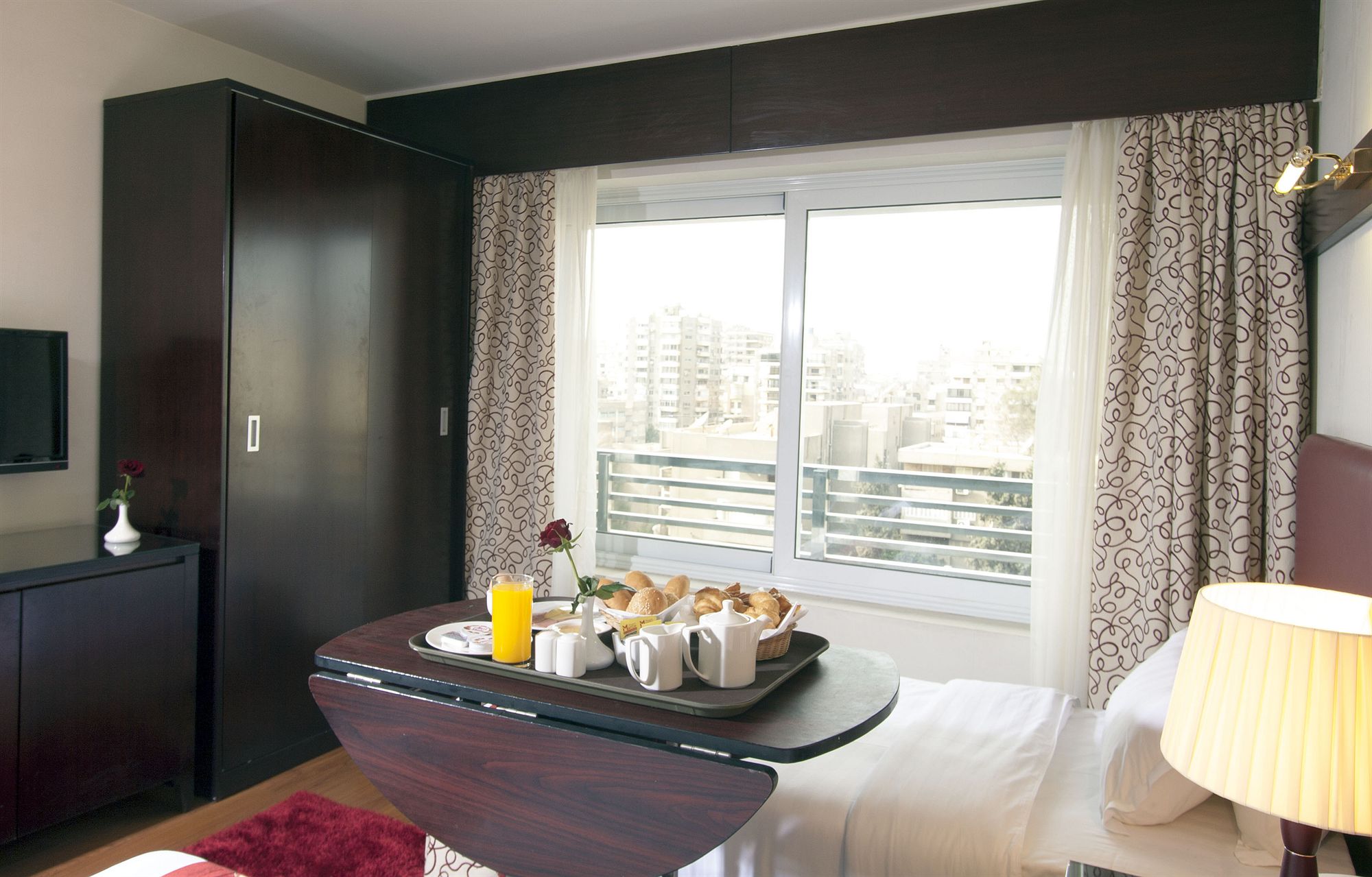 Фото Golden Park Hotel