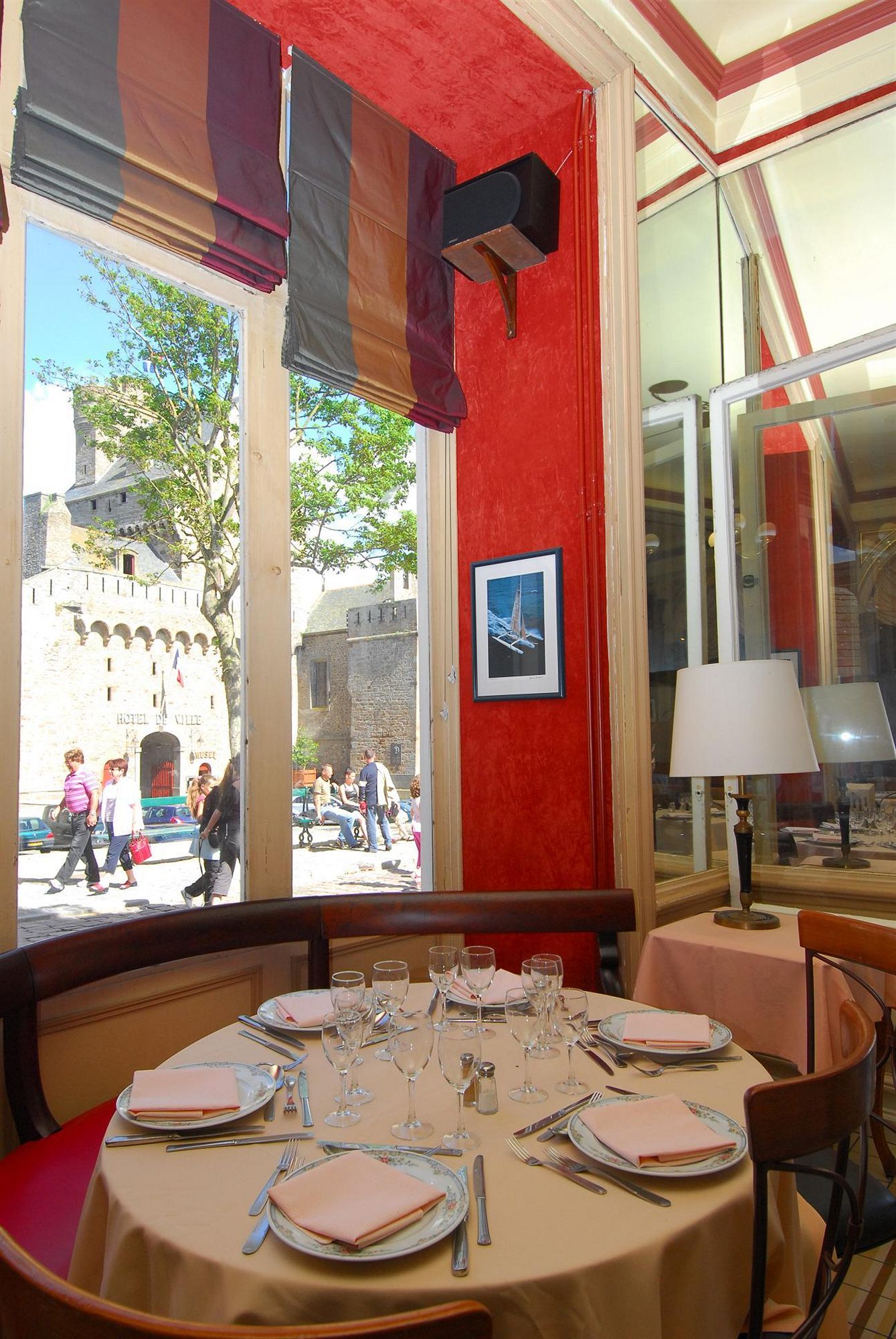 Фото Hotel France & Chateaubriand