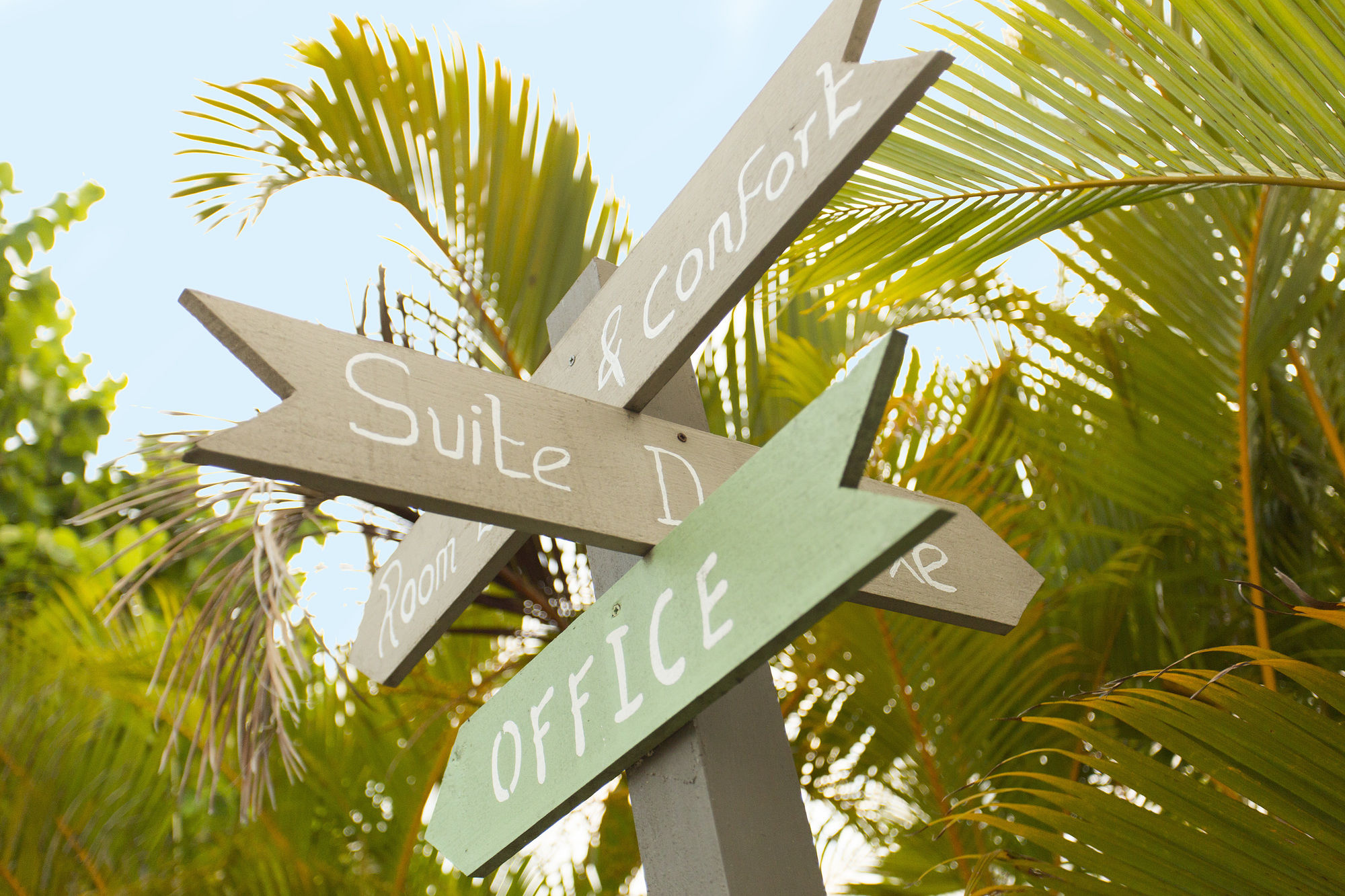 Фото Esprit Libre Restaurant and Guest House