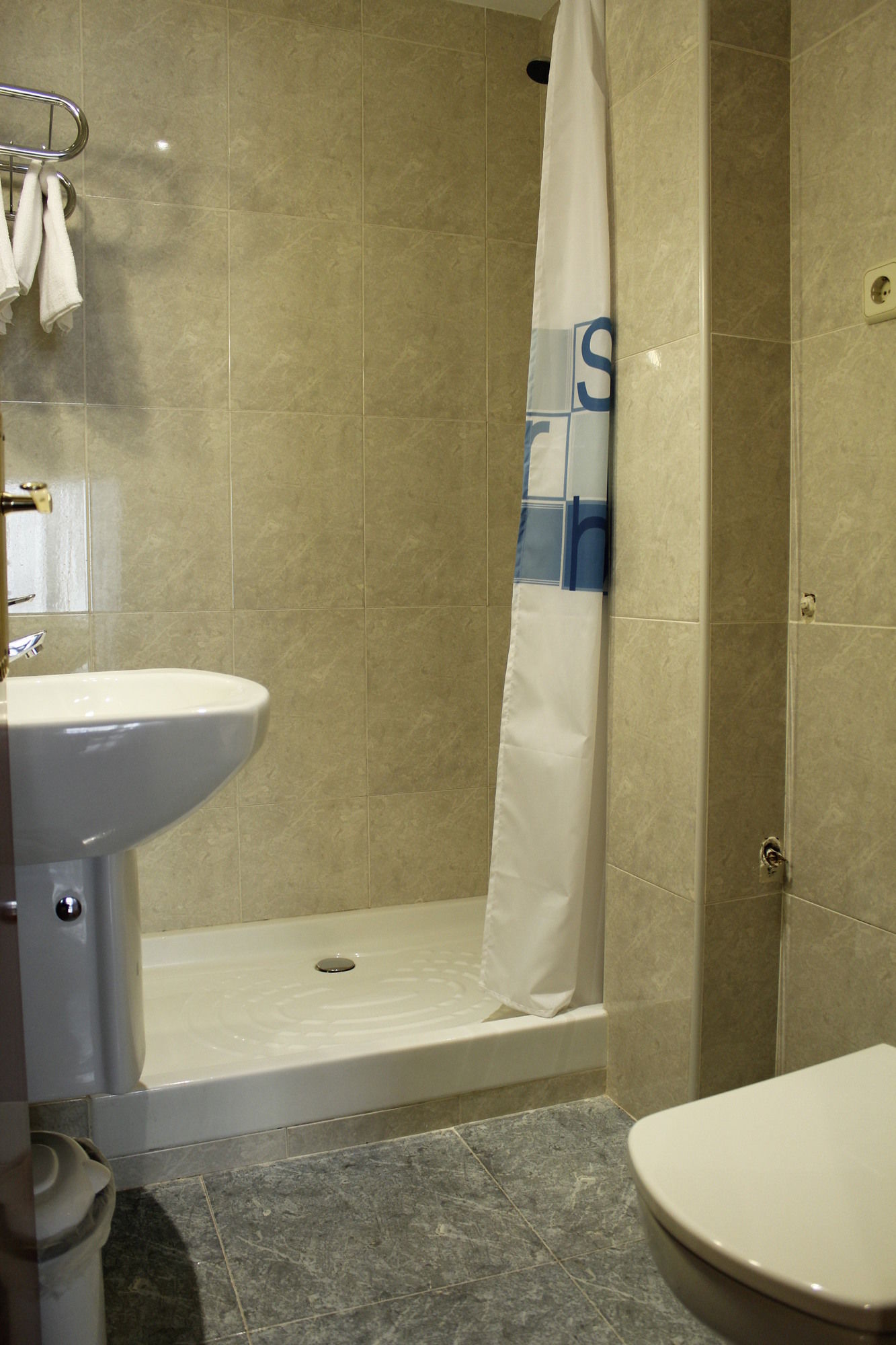 Фото Far Home Gran Vía