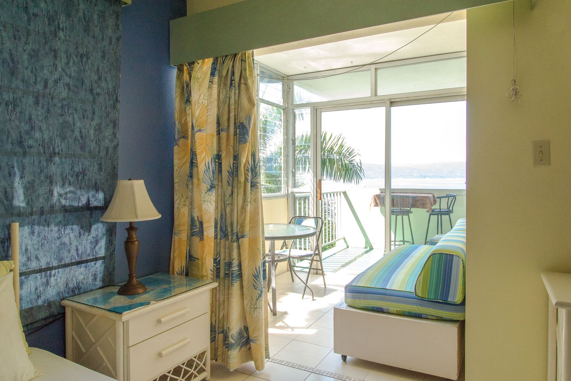 Фото Montego Bay Club Beach Resort