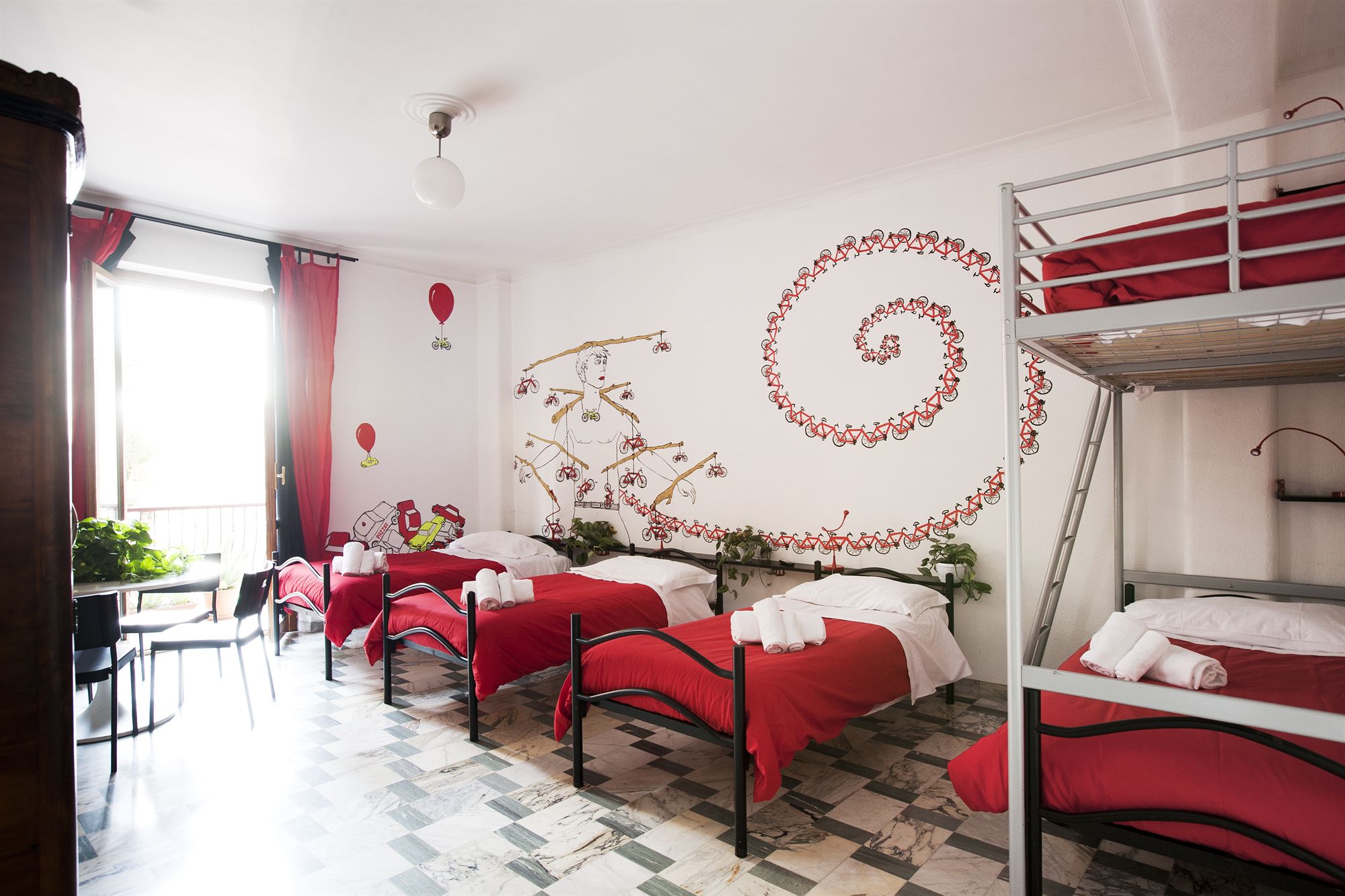 Фото Martini Bed