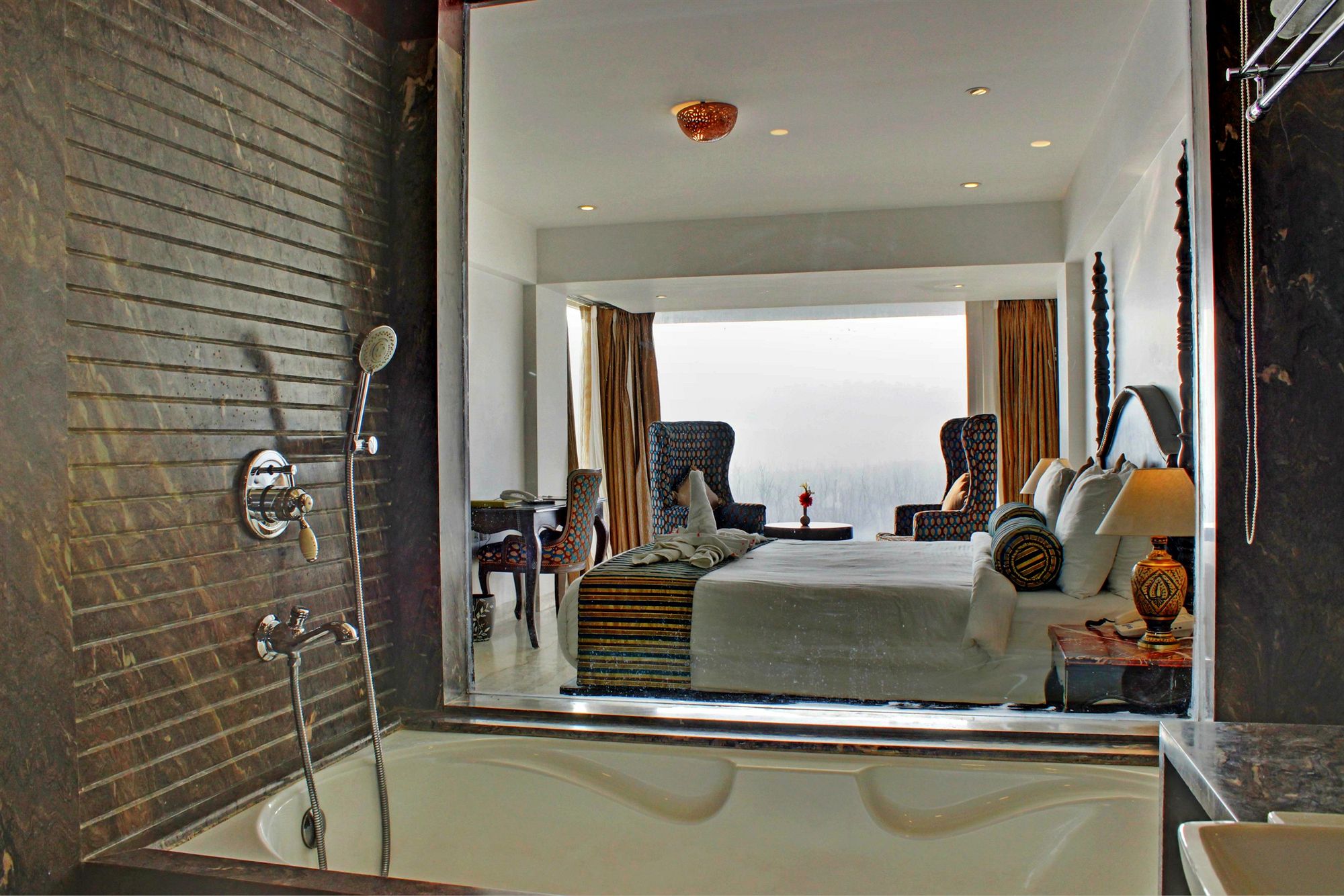 Фото Отель EllBee Ganga View