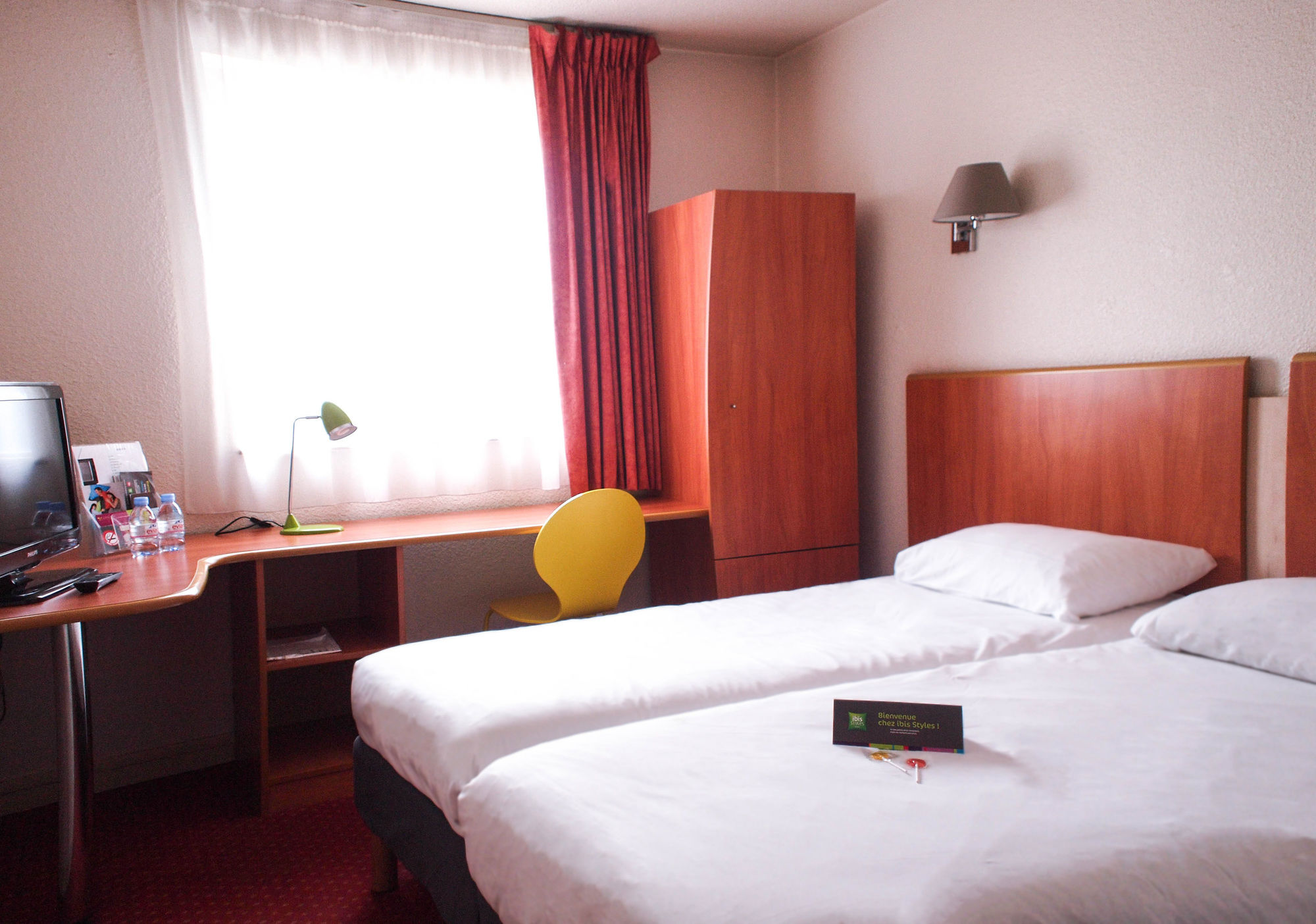 Фото Ibis Styles Le Mans Centre Gare