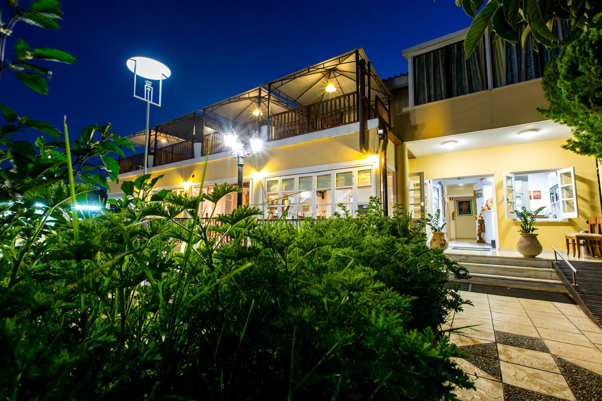 Фото Fitos Inn Guest House