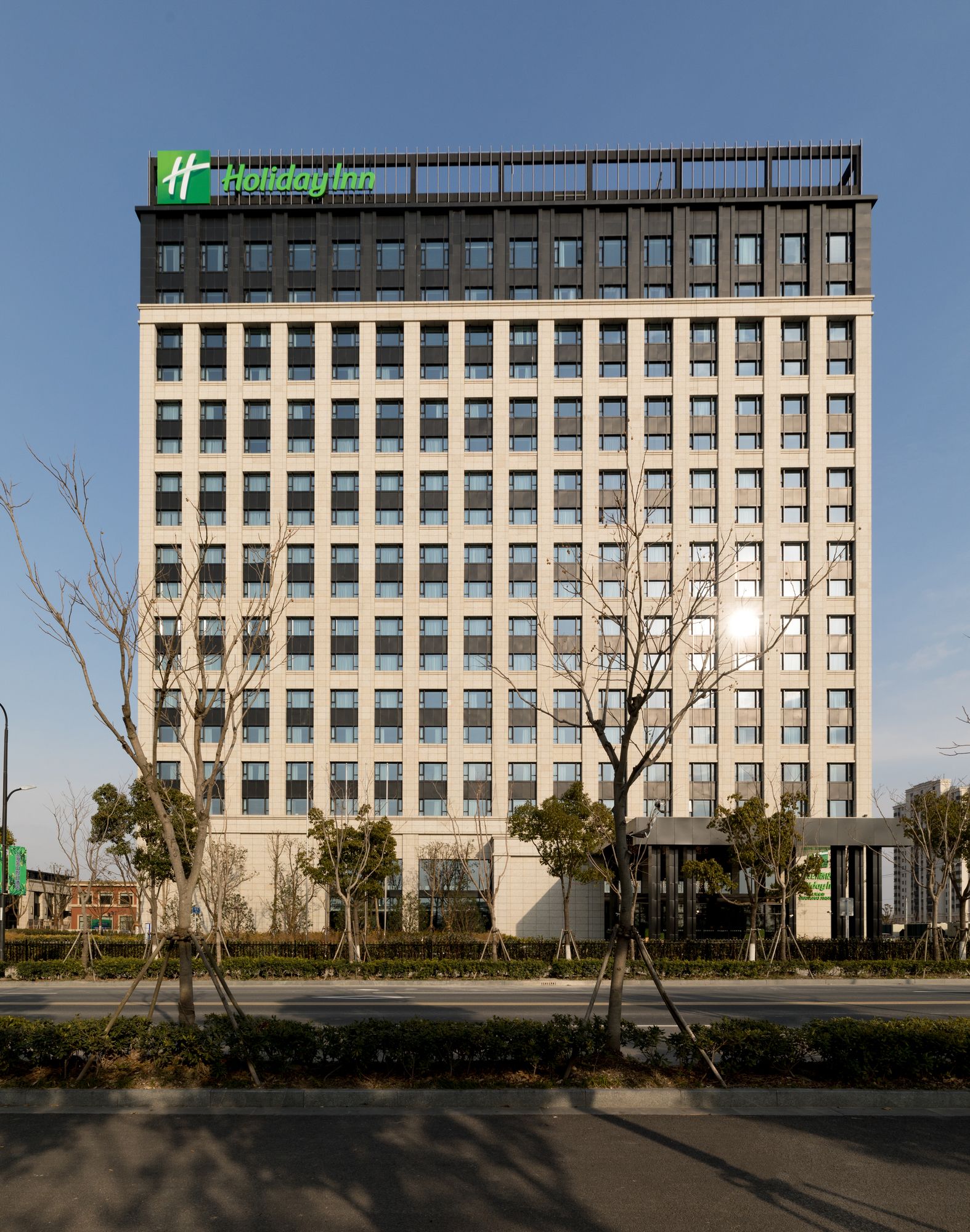 Фото Отель Crowne Plaza Shanghai Jinshan