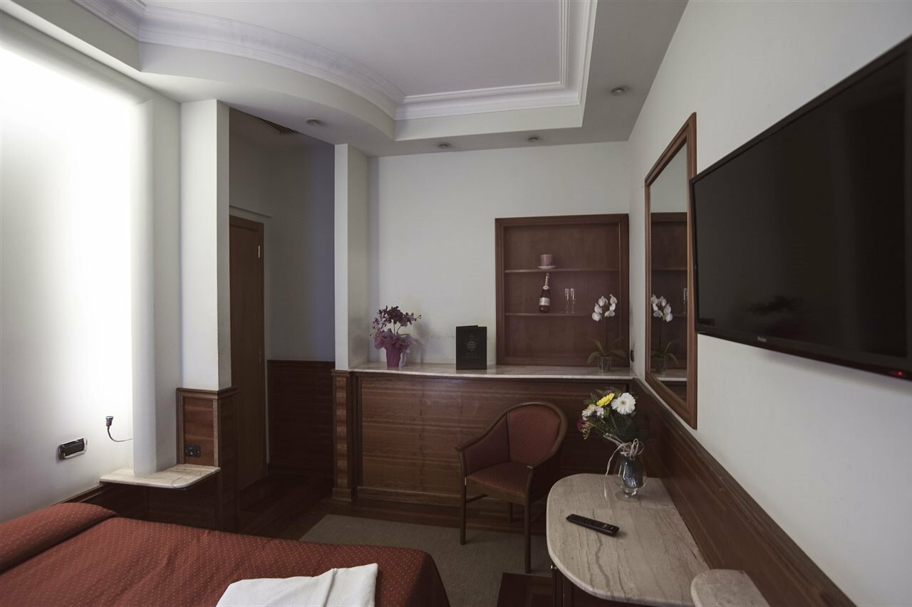 Фото Hotel Louisiana