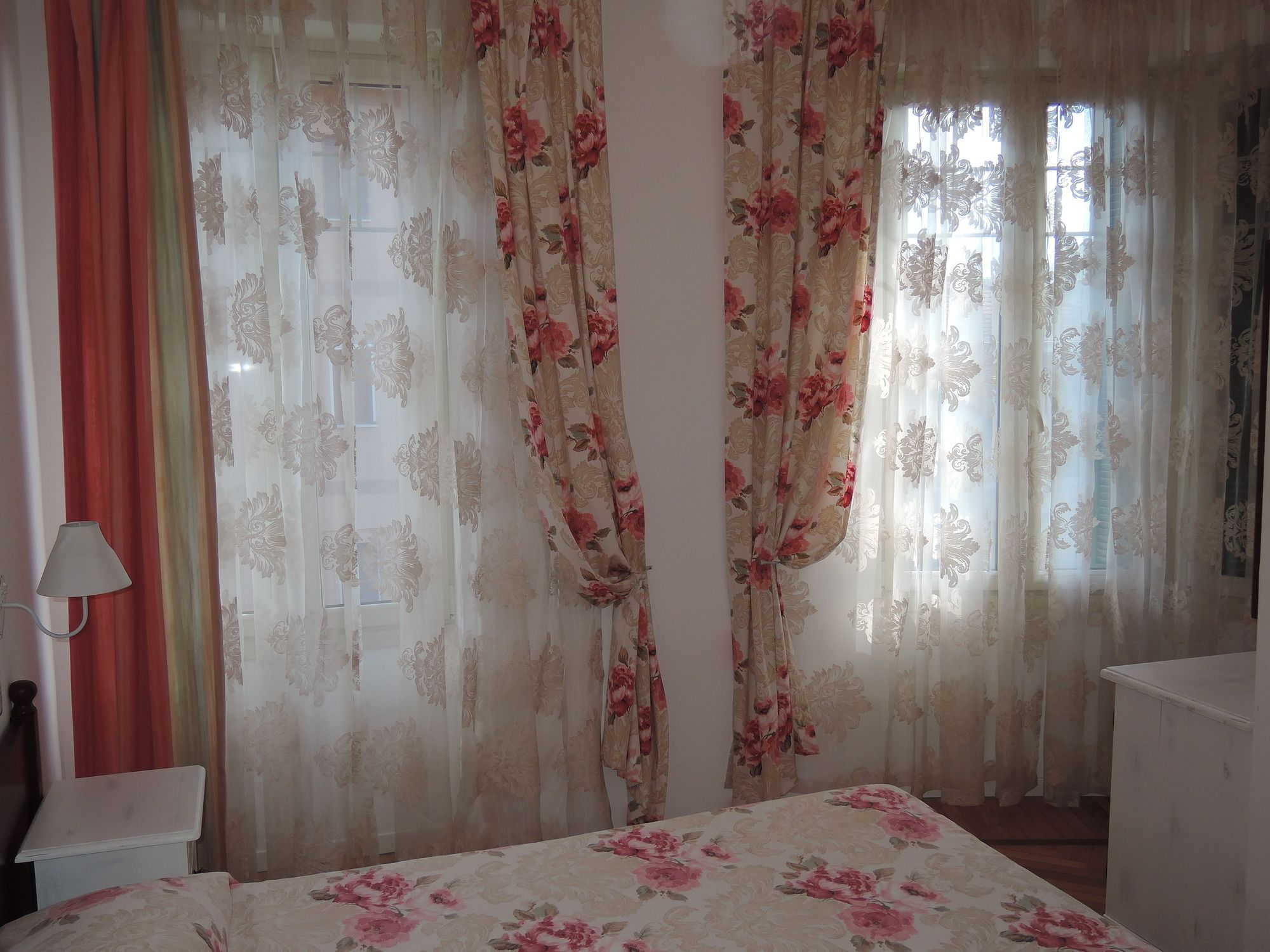 Фото Hotel La Scogliera