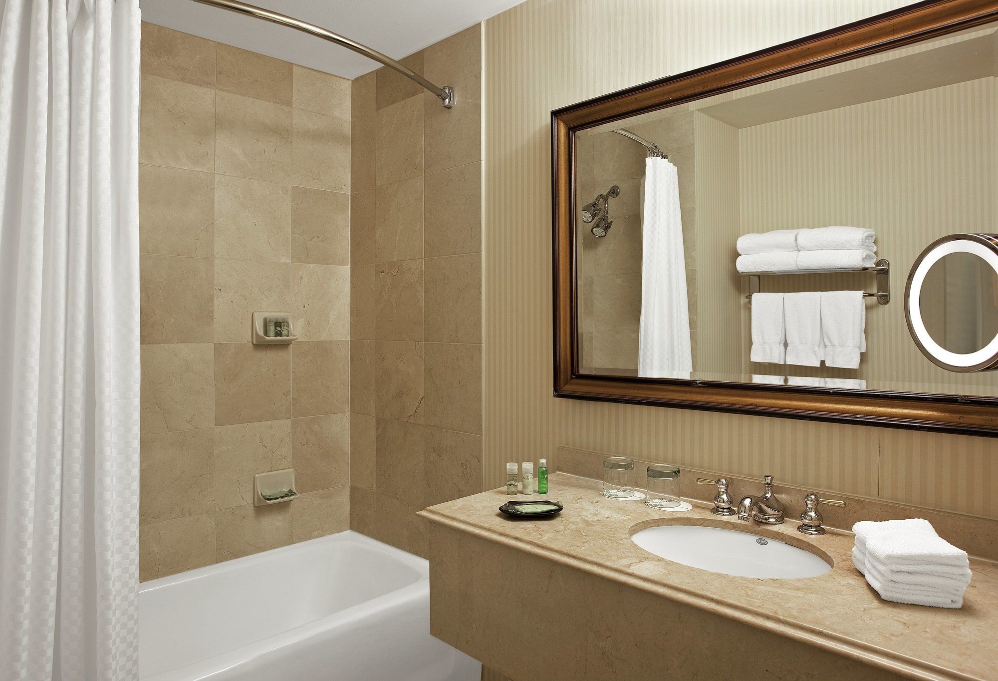 Фото The Westin Poinsett Greenville