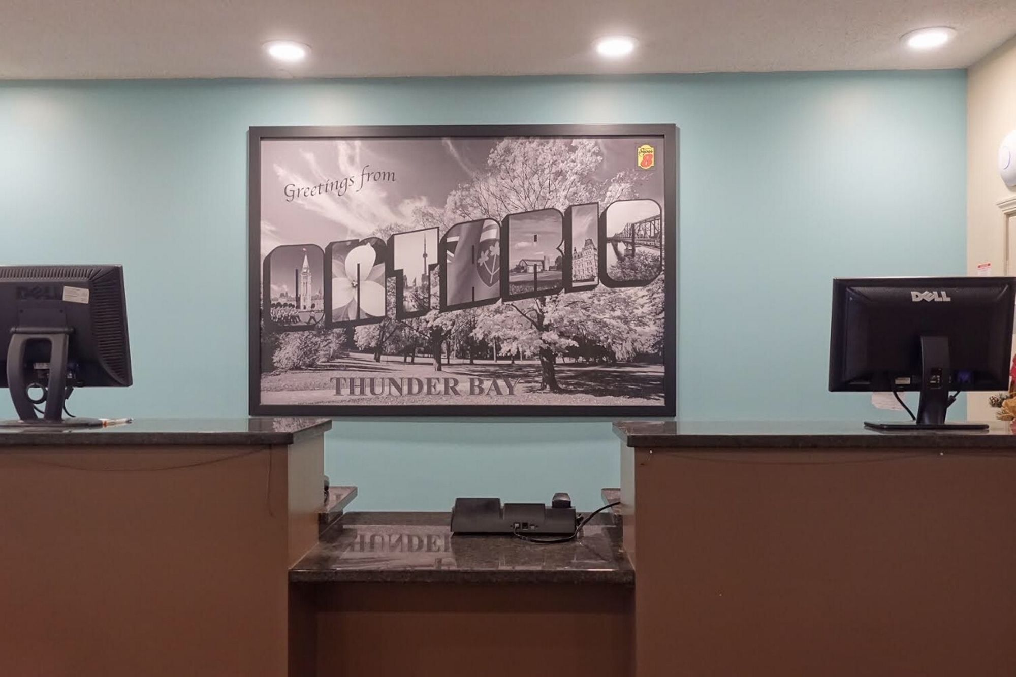 Фото Super 8 by Wyndham Thunder Bay