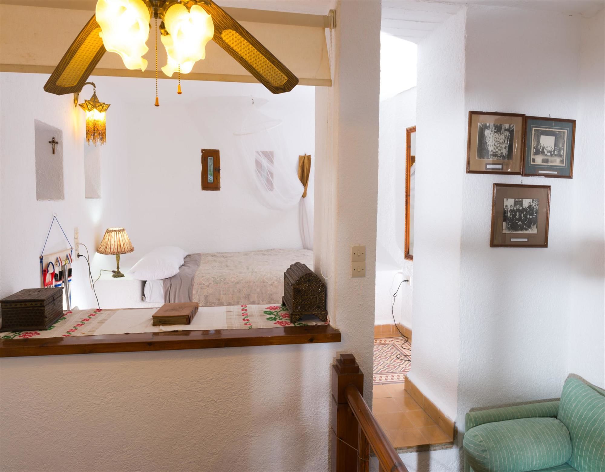 Фото Гостевой Дом Traditional Homes