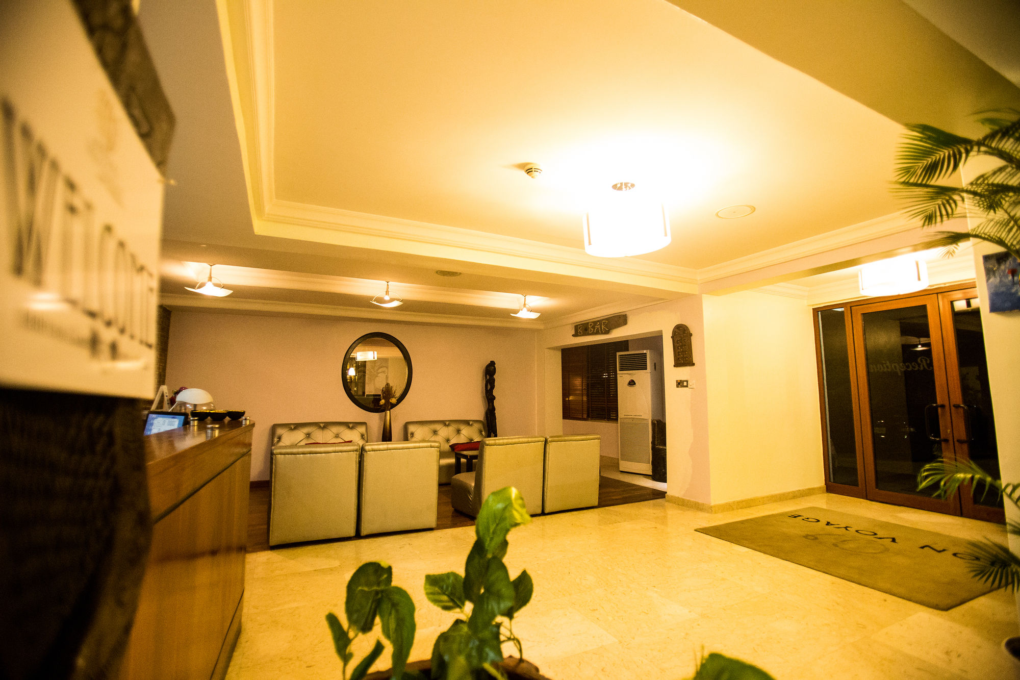 Фото Hotel Bon Voyage